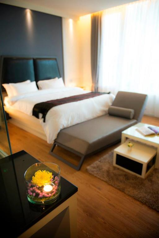 The Beverly Hills Hotel Nakhonratchasima Εξωτερικό φωτογραφία