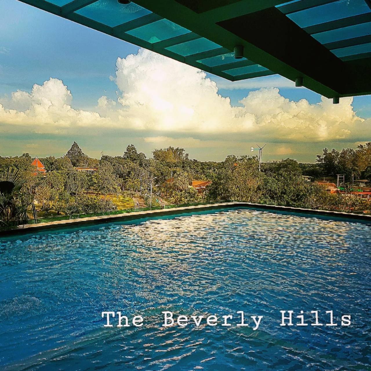 The Beverly Hills Hotel Nakhonratchasima Εξωτερικό φωτογραφία